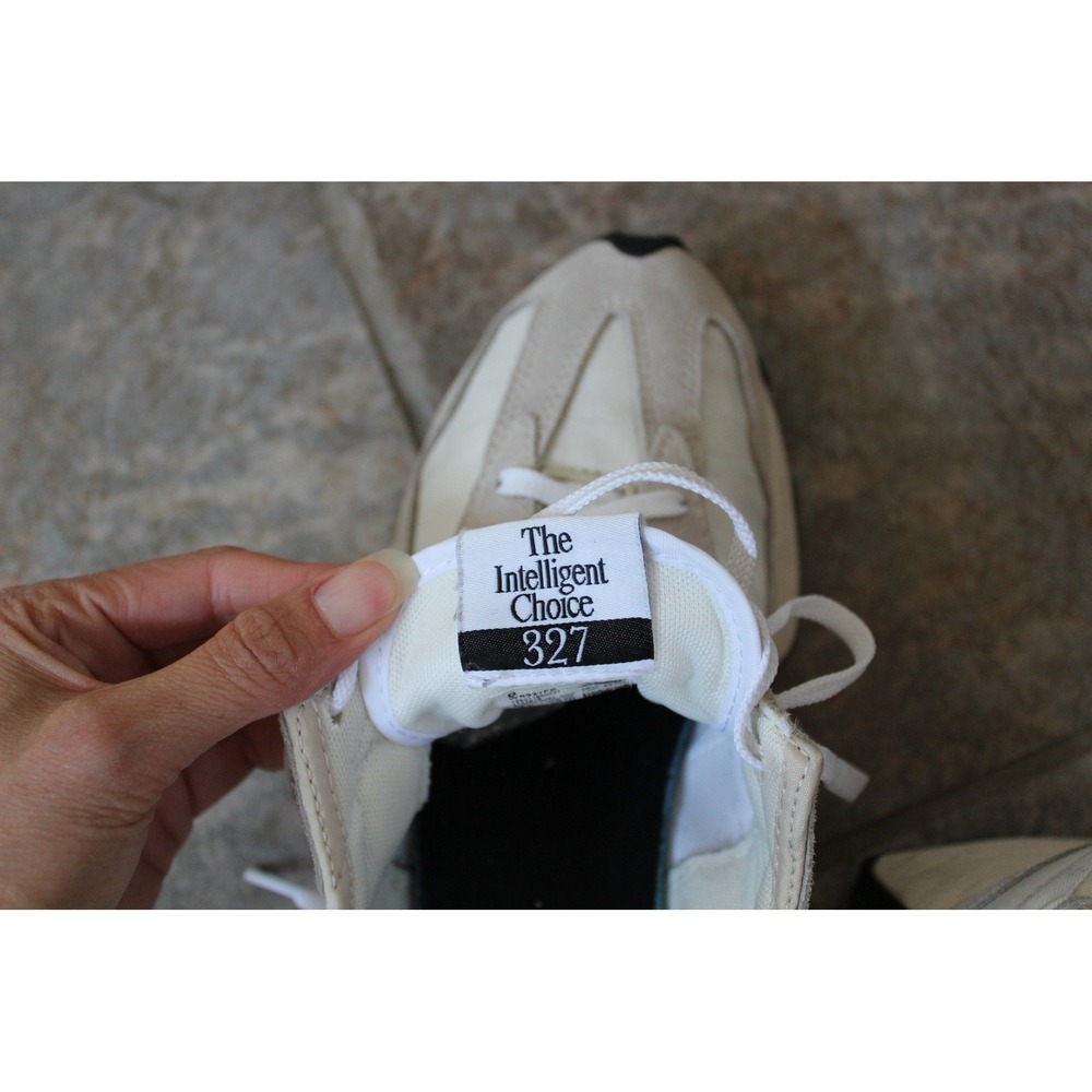 New Balance 327 Sea Salt Black Suede Sneakers WS327FE Womens 9 Mens 7.5 - Picture 10 of 11